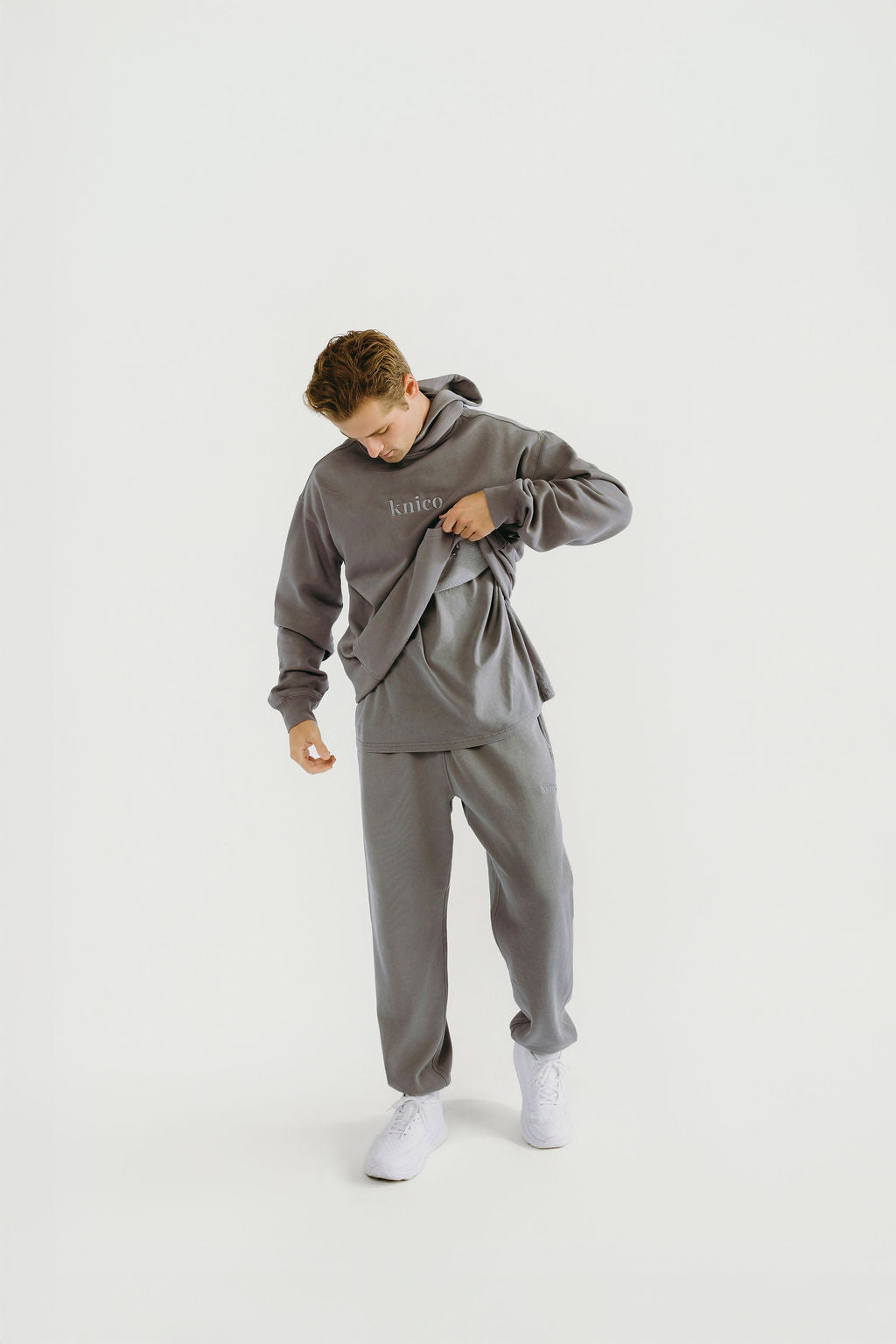 Hoodie & Sweatpants Fit