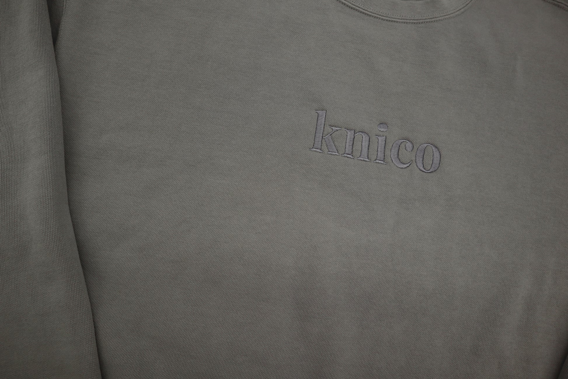 Signature Sweatshirt
